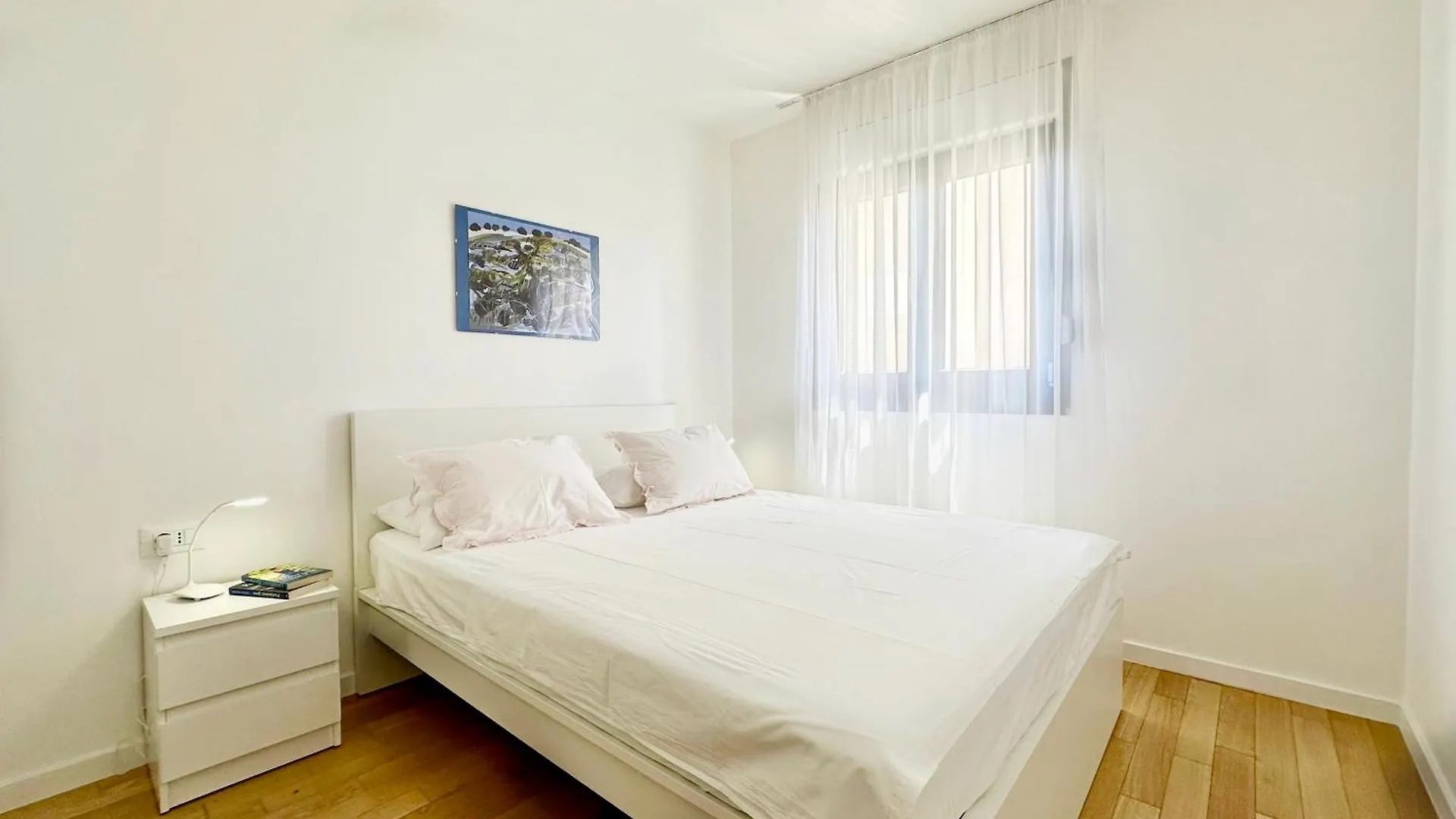 S'Akvarel 1 & 5 - Private Garage Apartment Split