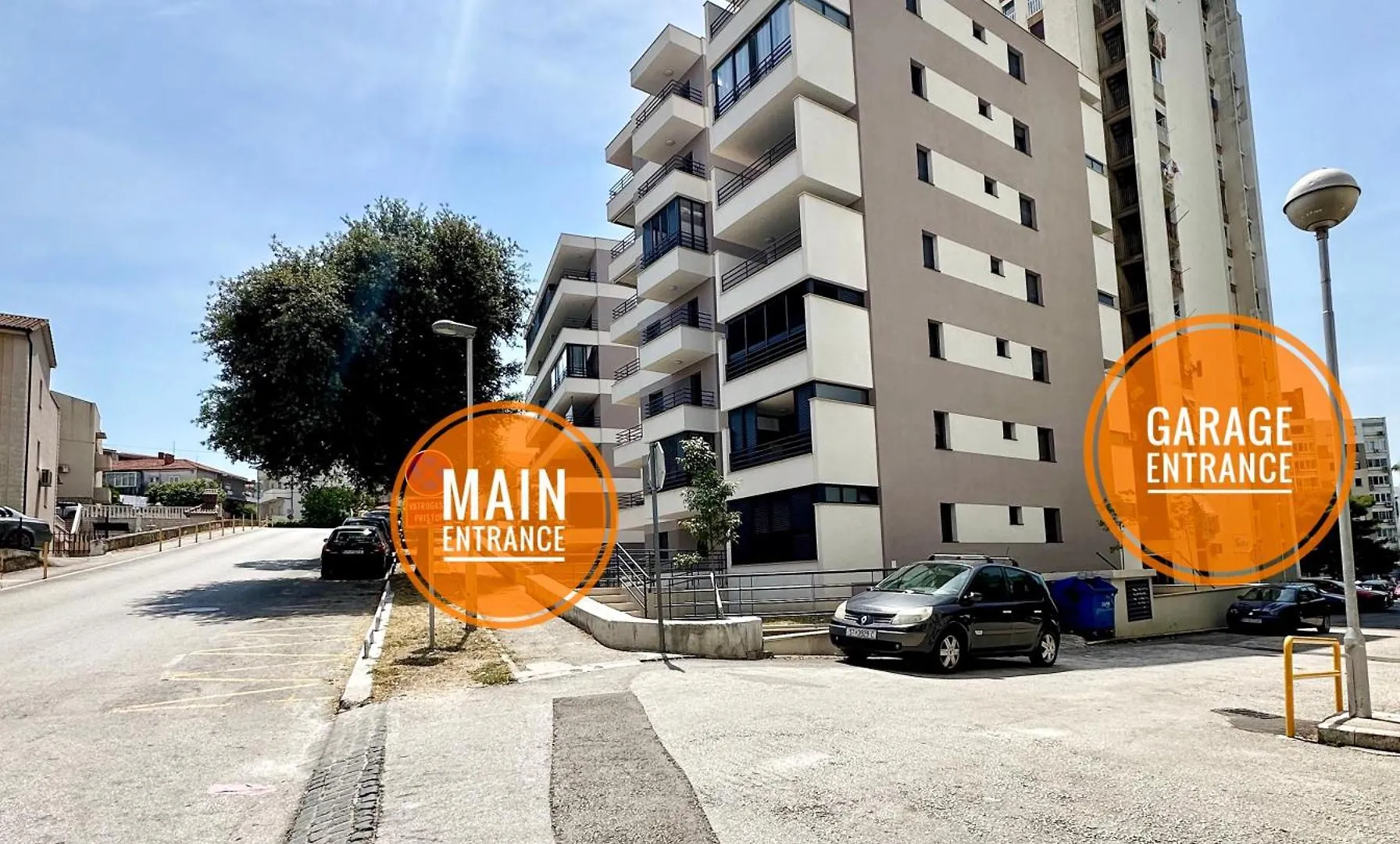 S'Akvarel 1 & 5 - Private Garage Apartment Split